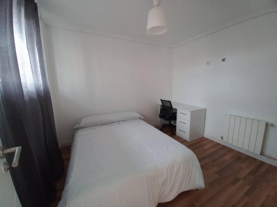 Apartamento En Santander Soleado Y Con Terraza. Экстерьер фото